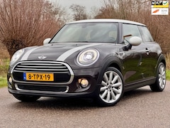 MINI Cooper - 1.5 1ste Eigenaar / Leder / Navi / Clima / Stoelverwarming / Dealer onderhouden / NAP