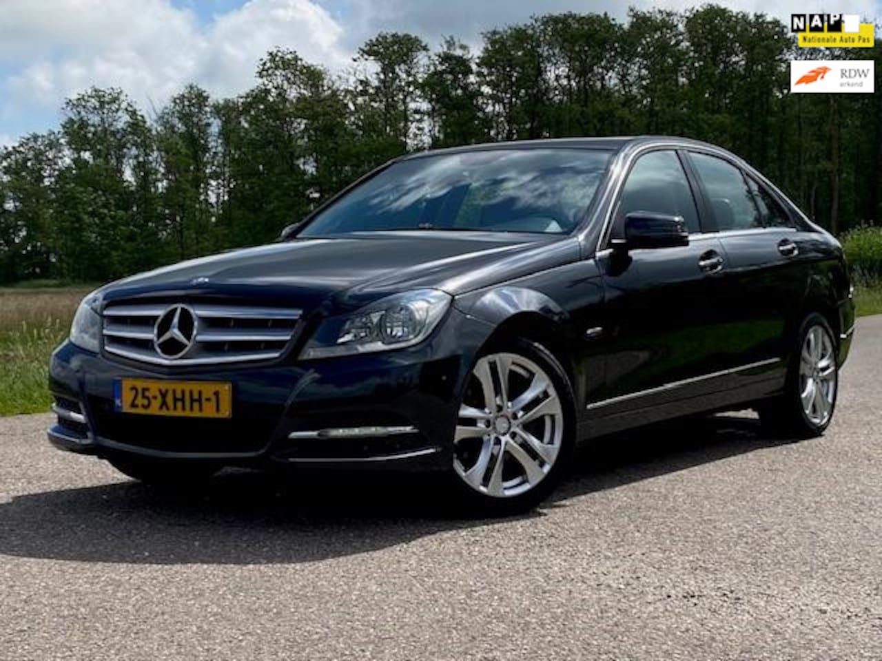 Mercedes-Benz C-klasse - 180 Business Class Avantgarde Automaat Half Leder Cruise Control Climate Control - AutoWereld.nl