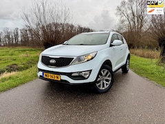 Kia Sportage - 1.7 CRDI BusinessLine / Navigatie / Climate Control / Stoelverwarming voor + achter / Crui