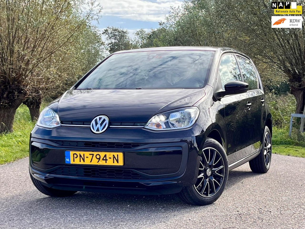 Volkswagen Up! - 1.0 BMT move up! 5-drs Airco Lm velgen Dealer onderhouden NAP Nederlandse auto - AutoWereld.nl