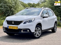 Peugeot 2008 - 1.2 PureTech Blue Lion AIRCO GLAZEN DAK NAVI CRUISE CONTROL NAP