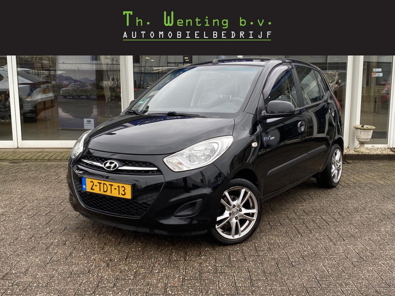 Hyundai i10 - 1.0 i-Drive Cool | Airco | USB | AUX | Elektrische ramen voor | Lichtmetalen velgen | - AutoWereld.nl