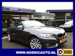 BMW 2-serie Cabrio - 220i SPORT AUTOMAAT / XENON- NAVIGATIE- VERW STOELEN