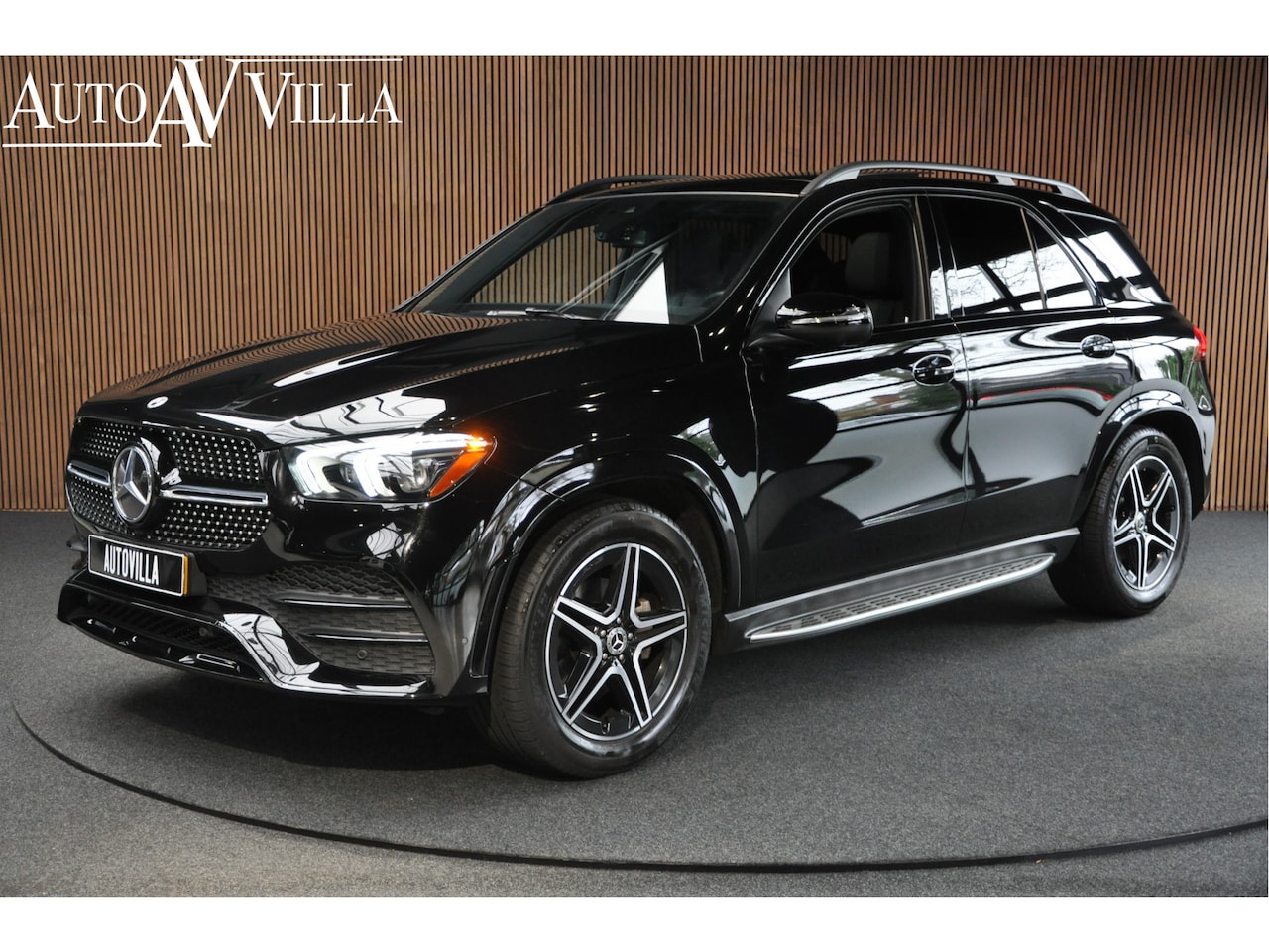 Mercedes-Benz GLE-Klasse - 350 4MATIC AMG Panodak Burmester Ambient - AutoWereld.nl