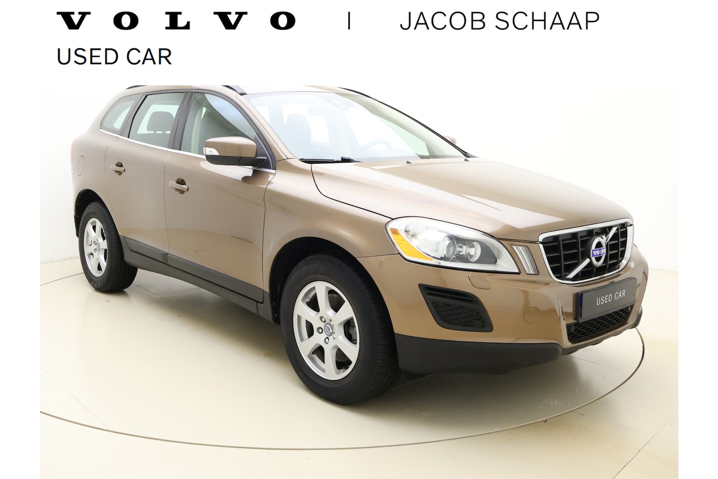 Volvo XC60 - T5 241pk Automaat Momentum / Xenon / Elektr. Bestuurdersstoel / Kinderzitjes / Stoelverwar - AutoWereld.nl