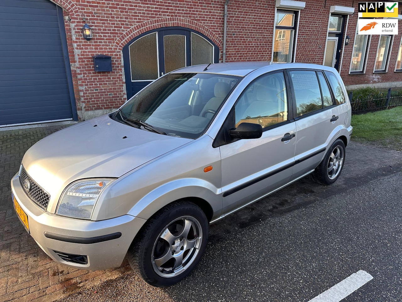 Ford Fusion - 1.6-16V Luxury A.P.K. t/m 30-04-2025 - AutoWereld.nl