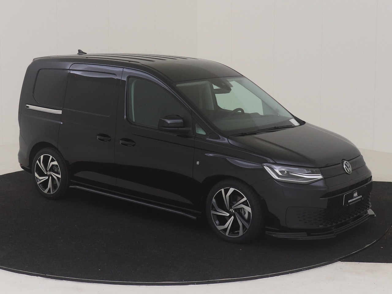 Volkswagen Caddy Cargo - 120 PK TDI DSG ADVANCE EDITION LED DIGITAAL DISPLAY ADAPTIVE CRUISE CONTROL NAVIGATIE CAME - AutoWereld.nl