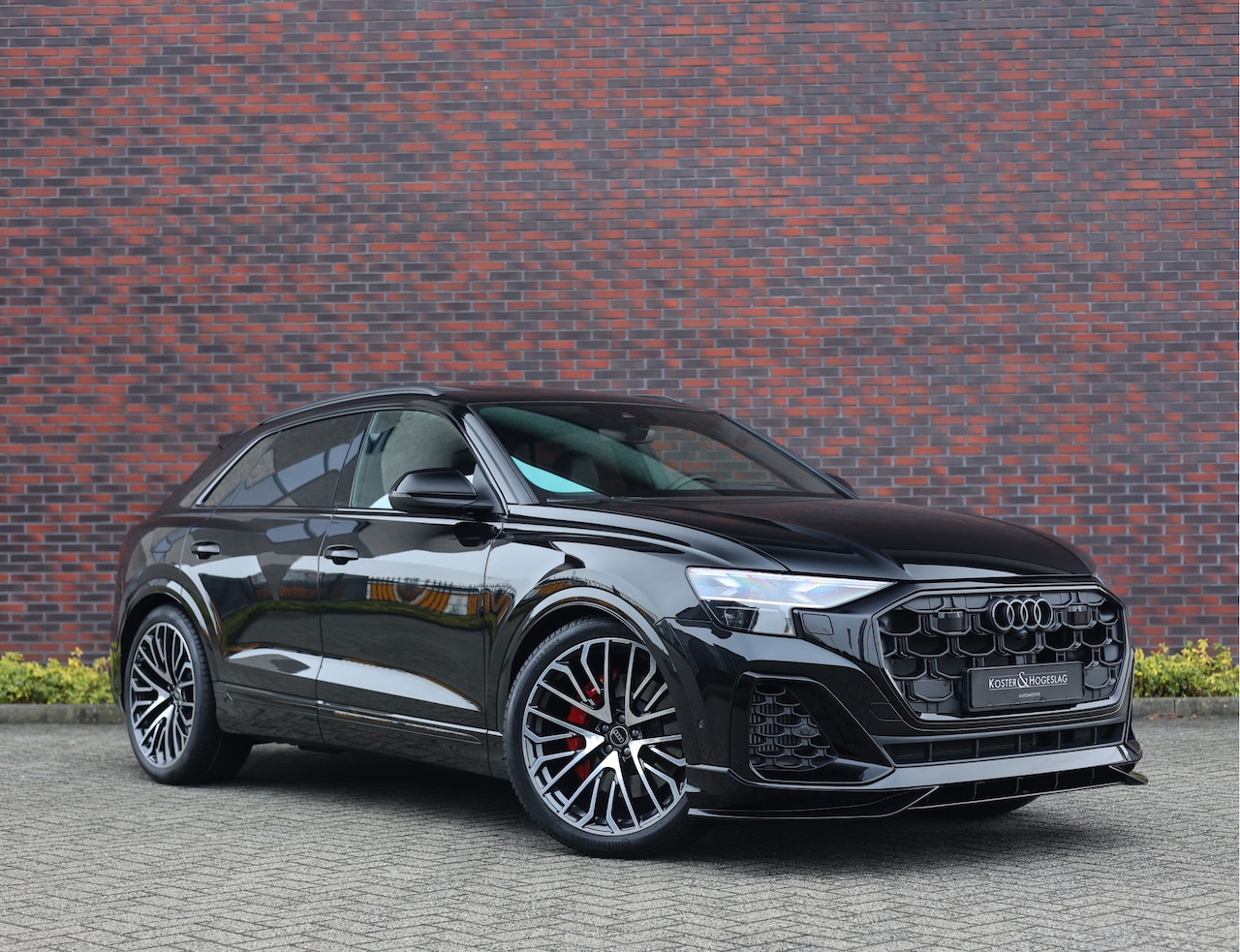 Audi Q8 - 60 TFSIe quattro Pro Line S Competition *ABT*Pano*HUD*Vol!* - AutoWereld.nl