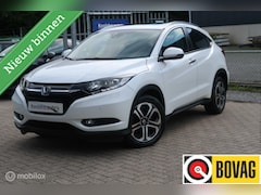 Honda HR-V - 1.5 i-VTEC Executive AFNEEMBARE TREKHAAK, PANO