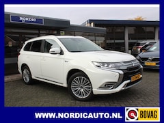 Mitsubishi Outlander - 2.4 PHEV INSTYLE/ LEDER- NAVIGATIE- STOELVERWARMING