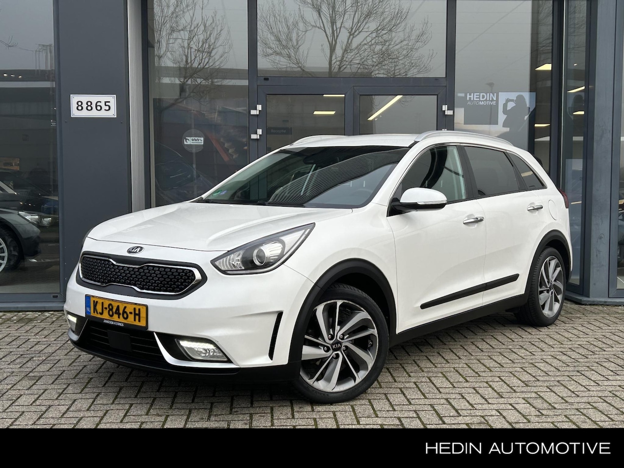 Kia Niro - 1.6 GDi Hybrid SportsLine | Stoel/stuur verwarming | 18"inch lichtmetalen velgen | - AutoWereld.nl