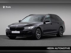 BMW 5-serie Touring - 530e | M-sport Shadow Line | Comfort Access | Sportstoelen | Sport Boost | 4-zone Climate