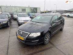 Volkswagen Passat - 2.0 FSI Highline Inruil Mogelijk