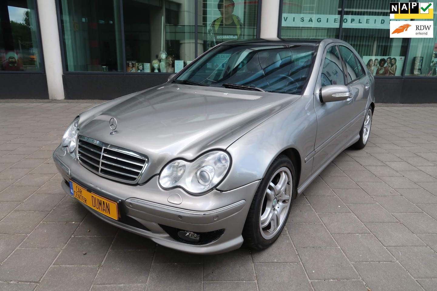 Mercedes-Benz C-klasse - 30 CDI AMG C30 C270 Facelift Leer Navi Origineel NL Uniek - AutoWereld.nl