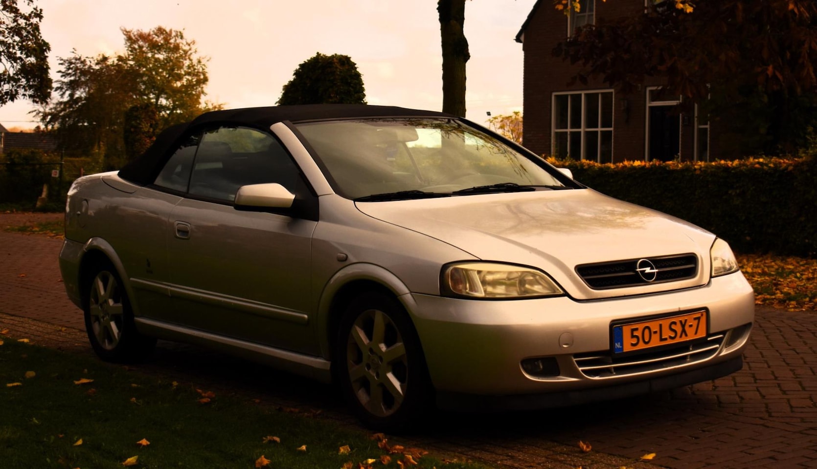 Opel Astra Cabriolet - 1.6-16V CABRIOLET MET ELEC. RAMEN, LICHT METALEN VELGEN EN MEER! - AutoWereld.nl