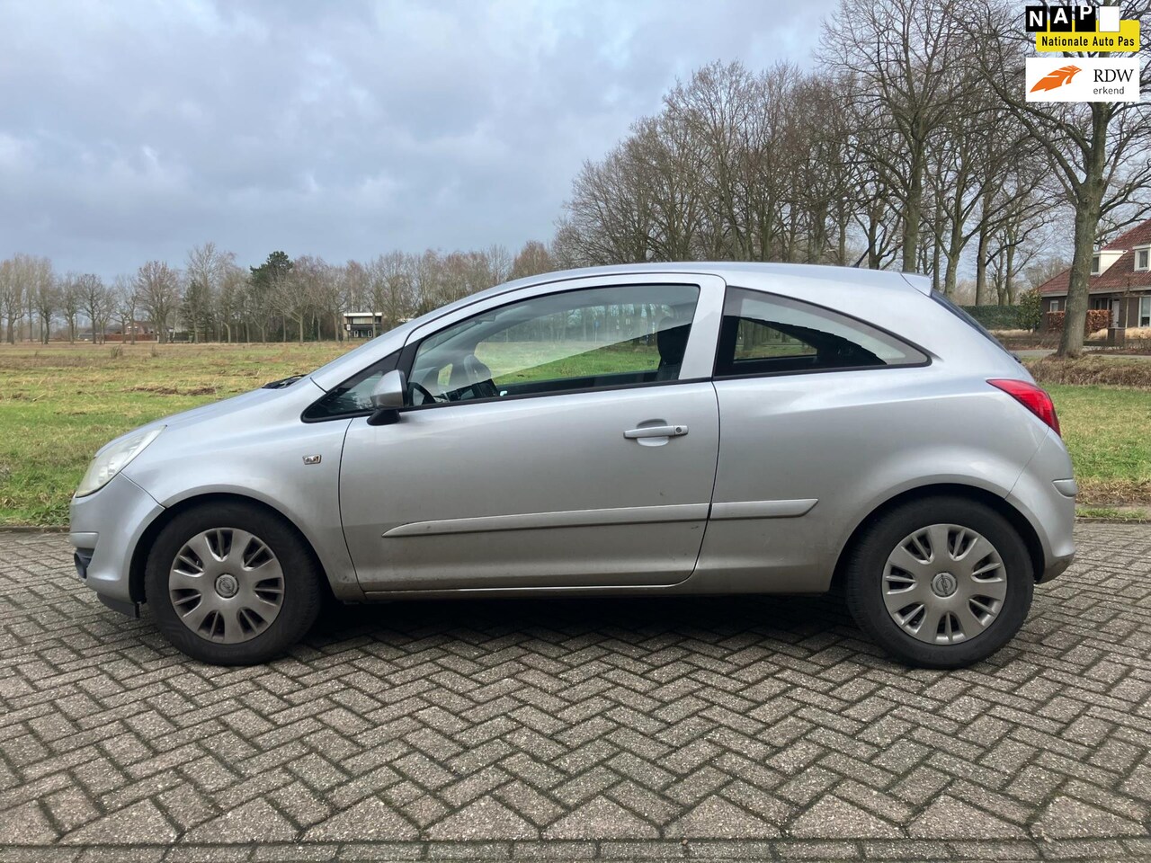 Opel Corsa - 1.2-16V Enjoy Airco! ZEER MOOI APK 28 Nov 2025 - AutoWereld.nl