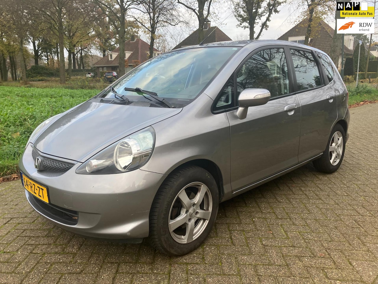 Honda Jazz - 1.4 LS 5 DEURS AIRCO, APK 10 Juli 2025 ZEER MOOI - AutoWereld.nl