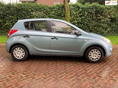 Hyundai i20 - 1.2i Business Edition 5 Deurs Airco ZEER MOOI APK 21 Juni 2025