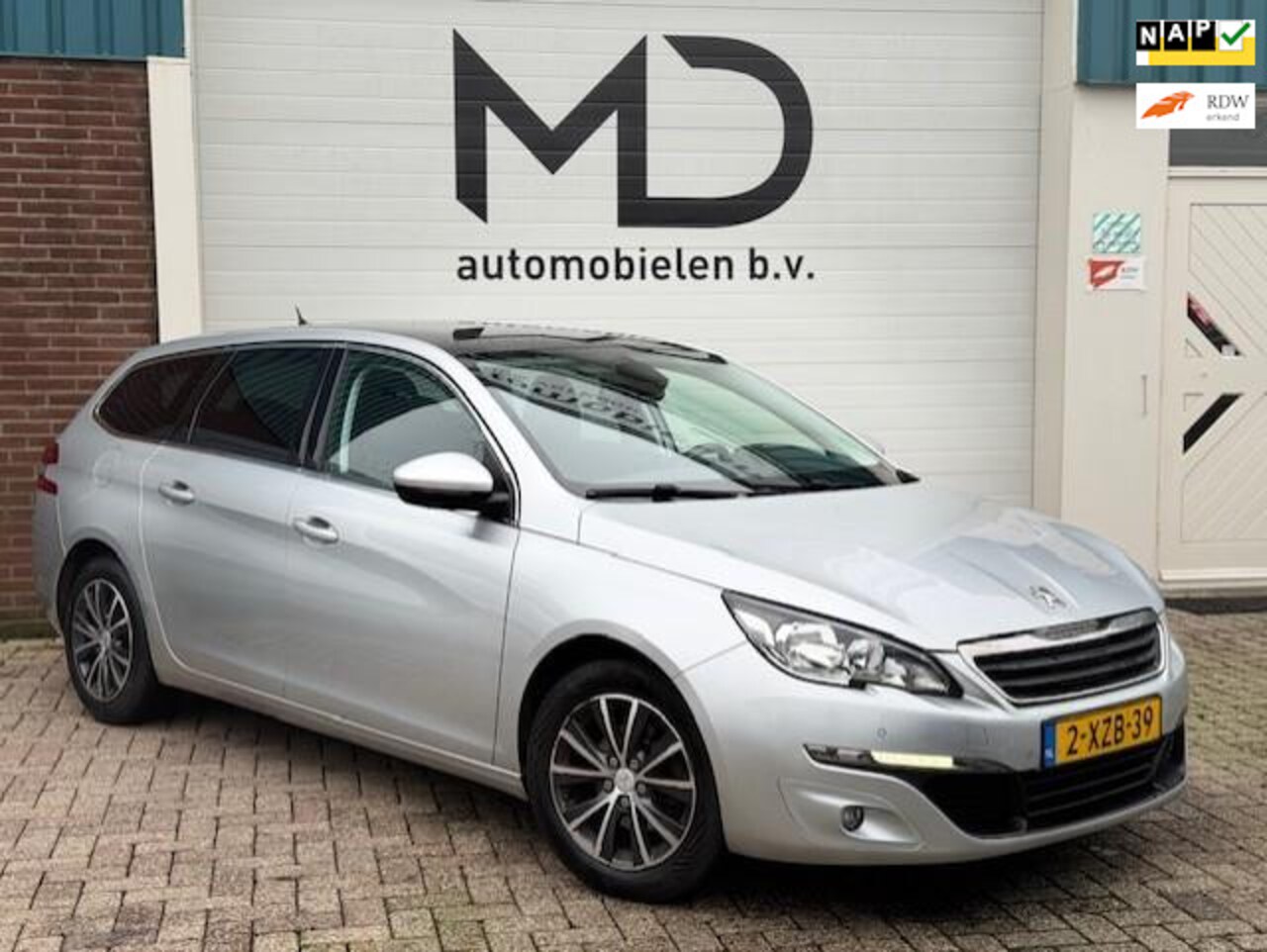 Peugeot 308 SW - 1.6 BlueHDI Blue Limited / Pano / LED / Navi - AutoWereld.nl