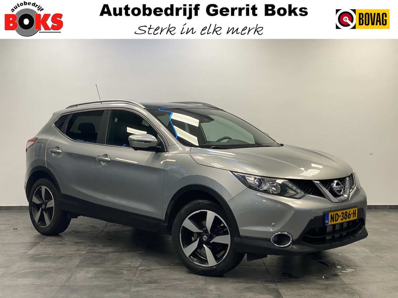 Nissan Qashqai - 1.2 N-Vision Panorama dak Navigatie Cruise Control  Camera 18 LMV - AutoWereld.nl