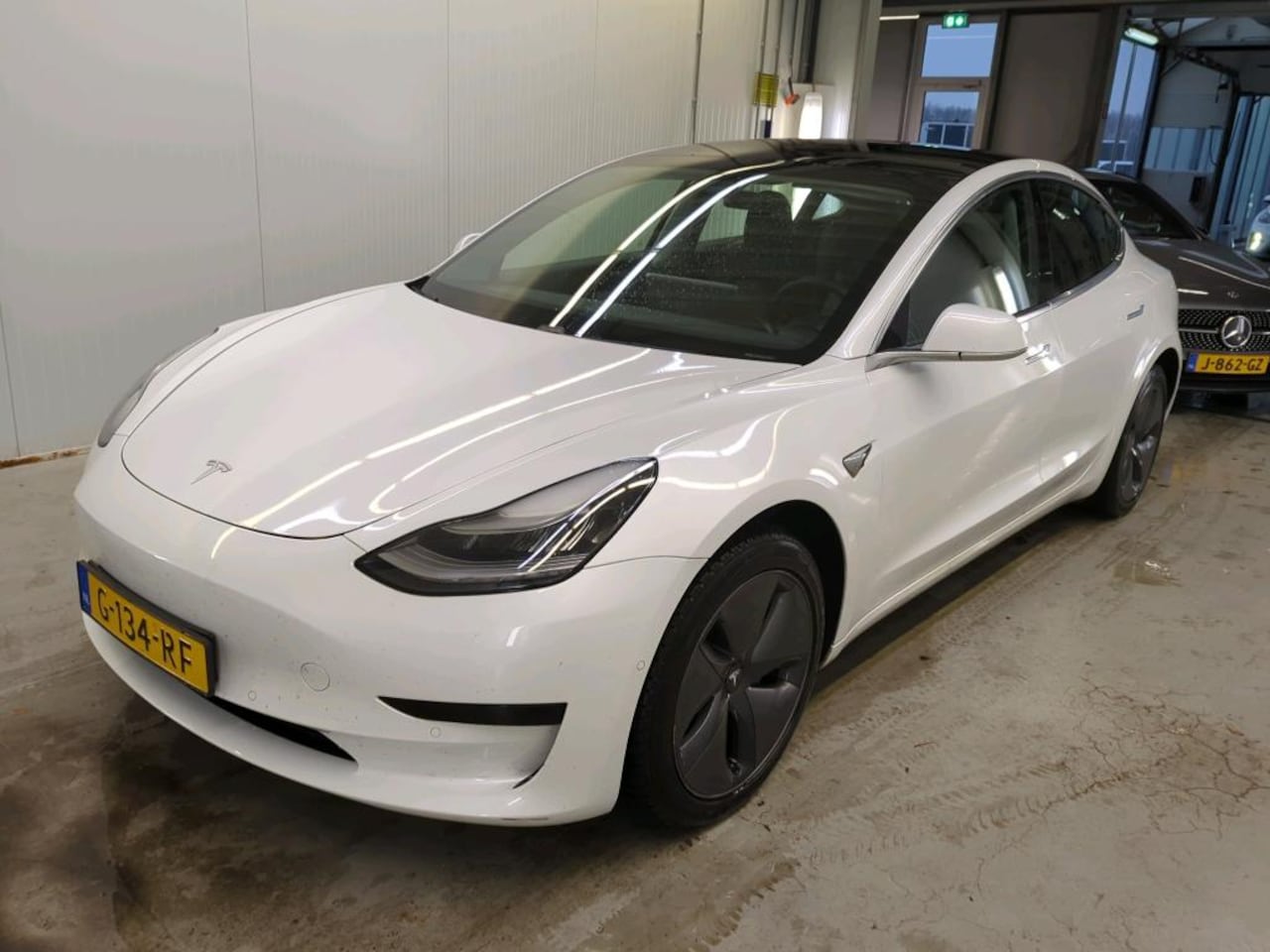 Tesla Model 3 - Standard RWD Plus [ AUTOPILOT+60 kWh+PREMIUM AUDIO ] - AutoWereld.nl