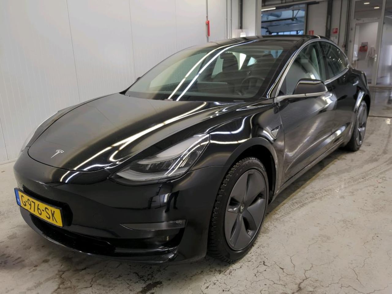 Tesla Model 3 - Standard RWD Plus [ AUTOPILOT+60 kWh+PREMIUM AUDIO ] - AutoWereld.nl