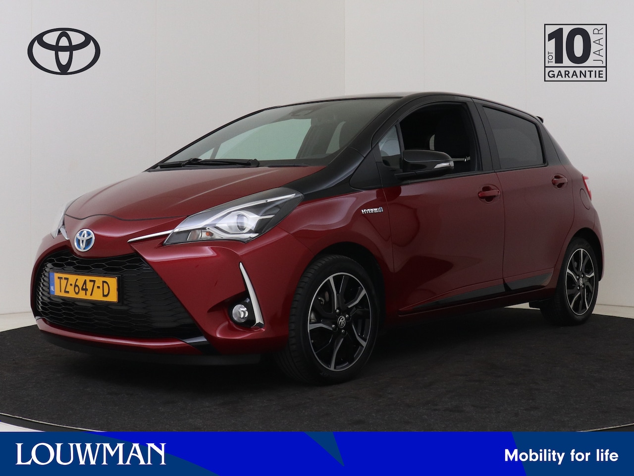 Toyota Yaris - 1.5 Hybrid Bi-Tone Plus I Panoramadak I Navigatie I Climate Control I Cruise Control I Cam - AutoWereld.nl