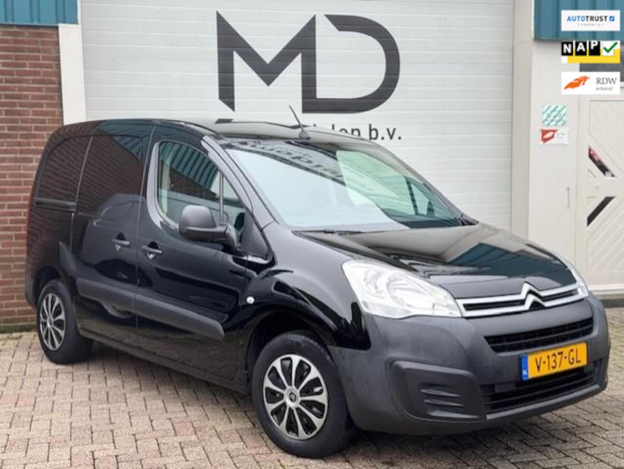 Citroën Berlingo - 1.6 BlueHDI 100 Club Economy S&S / Climate - AutoWereld.nl