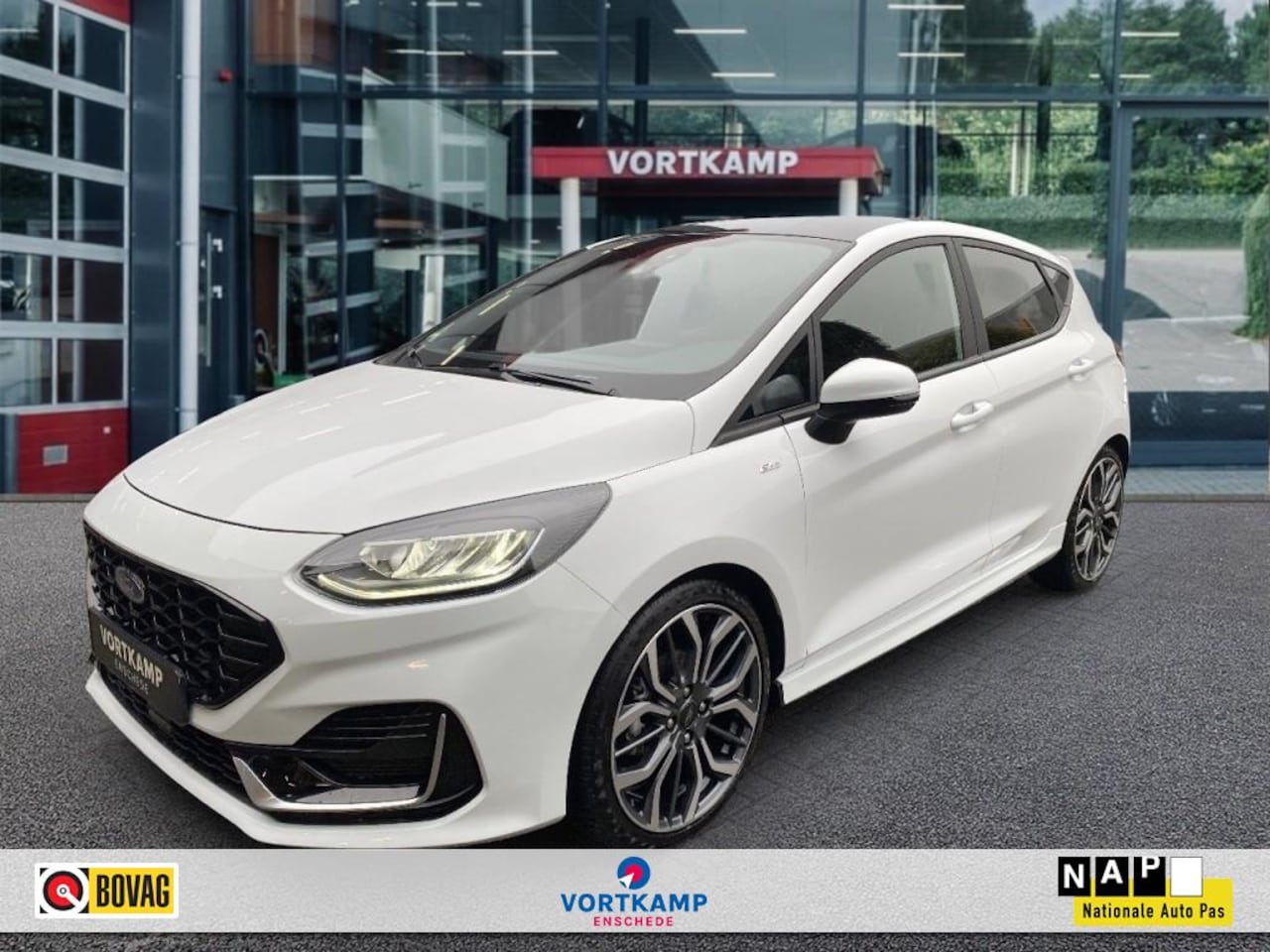 Ford Fiesta - 1.0 ECOBOOST ST-LINE VIGNALE CAMERA/NAVI/CRUISE/STOEL-STUURVERW - AutoWereld.nl