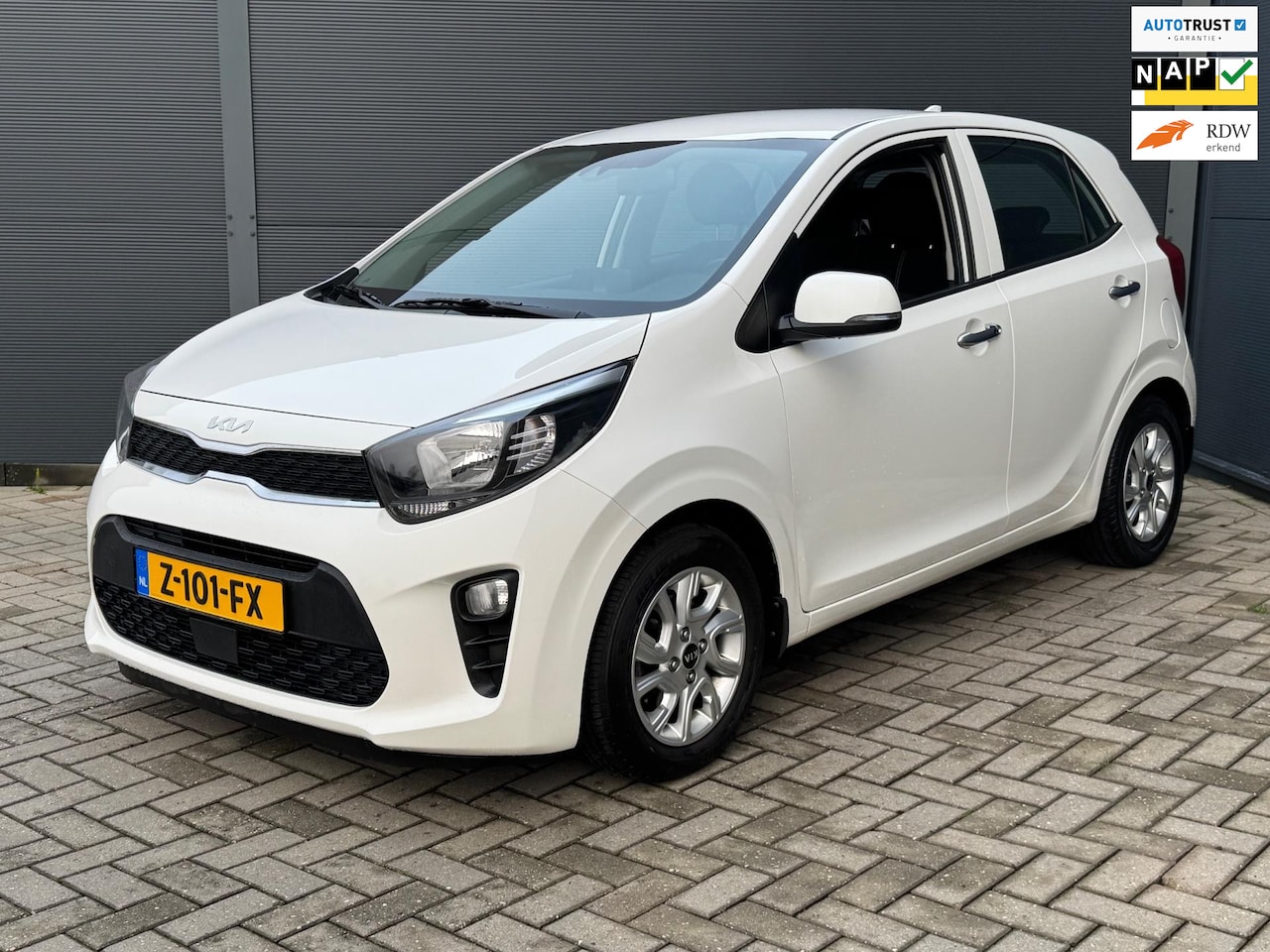 Kia Picanto - 1.0 DPi Automaat / Camera / Navi - AutoWereld.nl