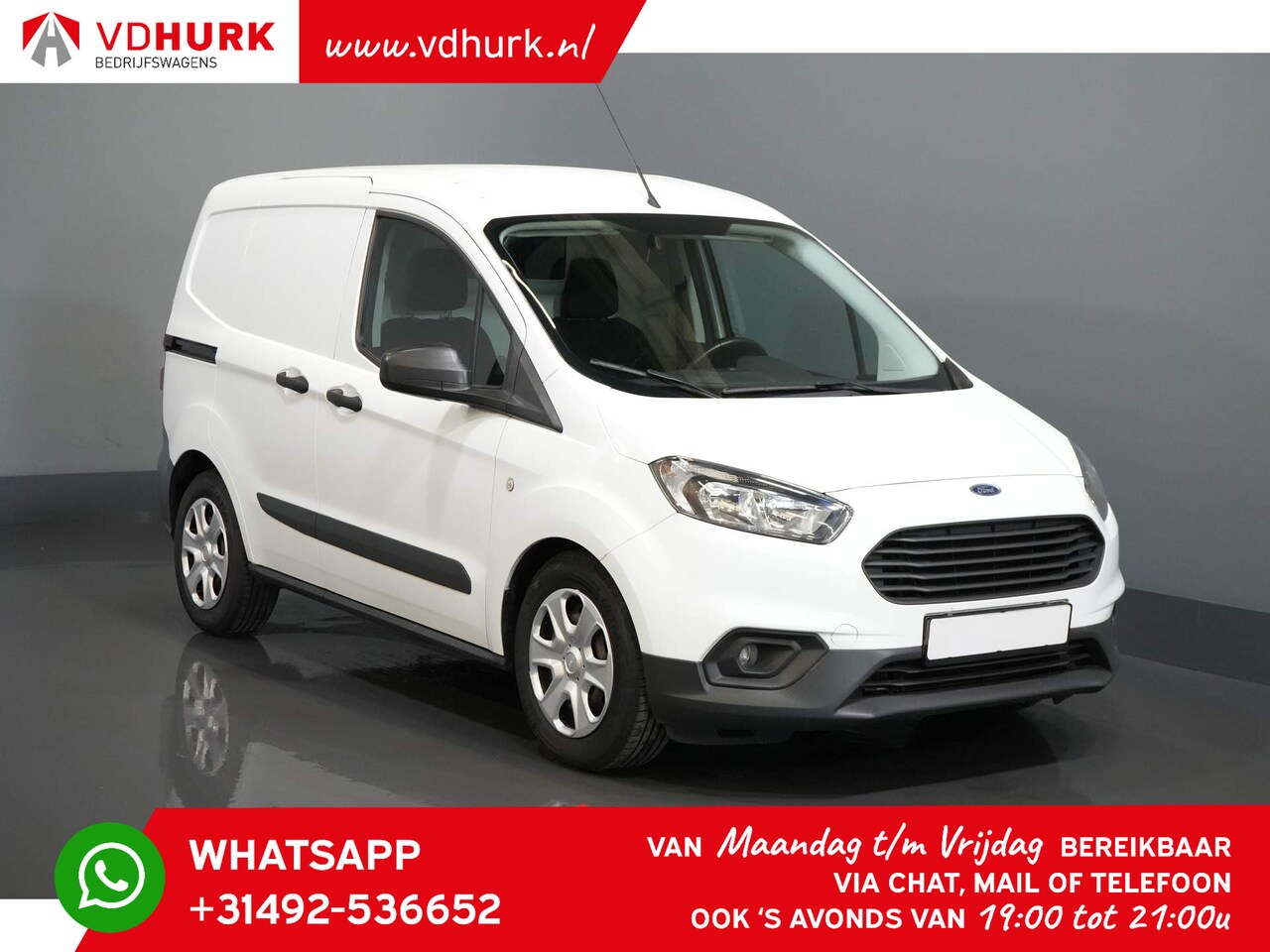 Ford Transit Courier - 100pk BENZINE! Stoelverwarming/ Airco/ 6 Versnellingen - AutoWereld.nl