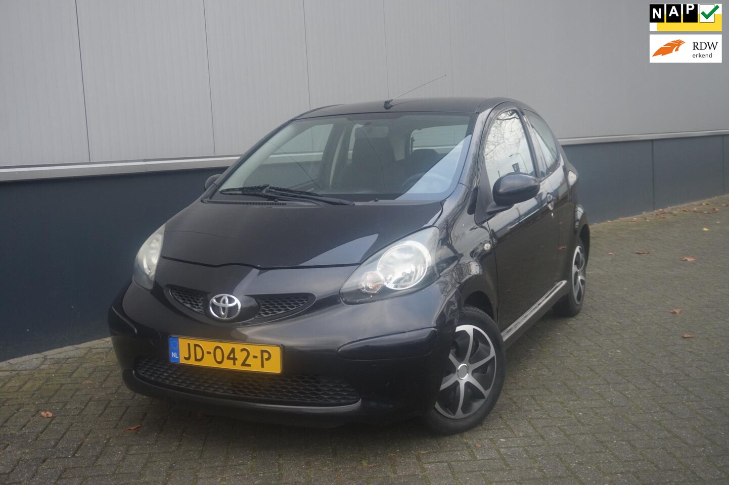 Toyota Aygo - 1.0-12V + Elektrische Ramen Airco Nieuwe apk - AutoWereld.nl