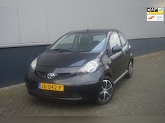 Toyota Aygo - 1.0-12V + Elektrische Ramen Airco Nieuwe apk