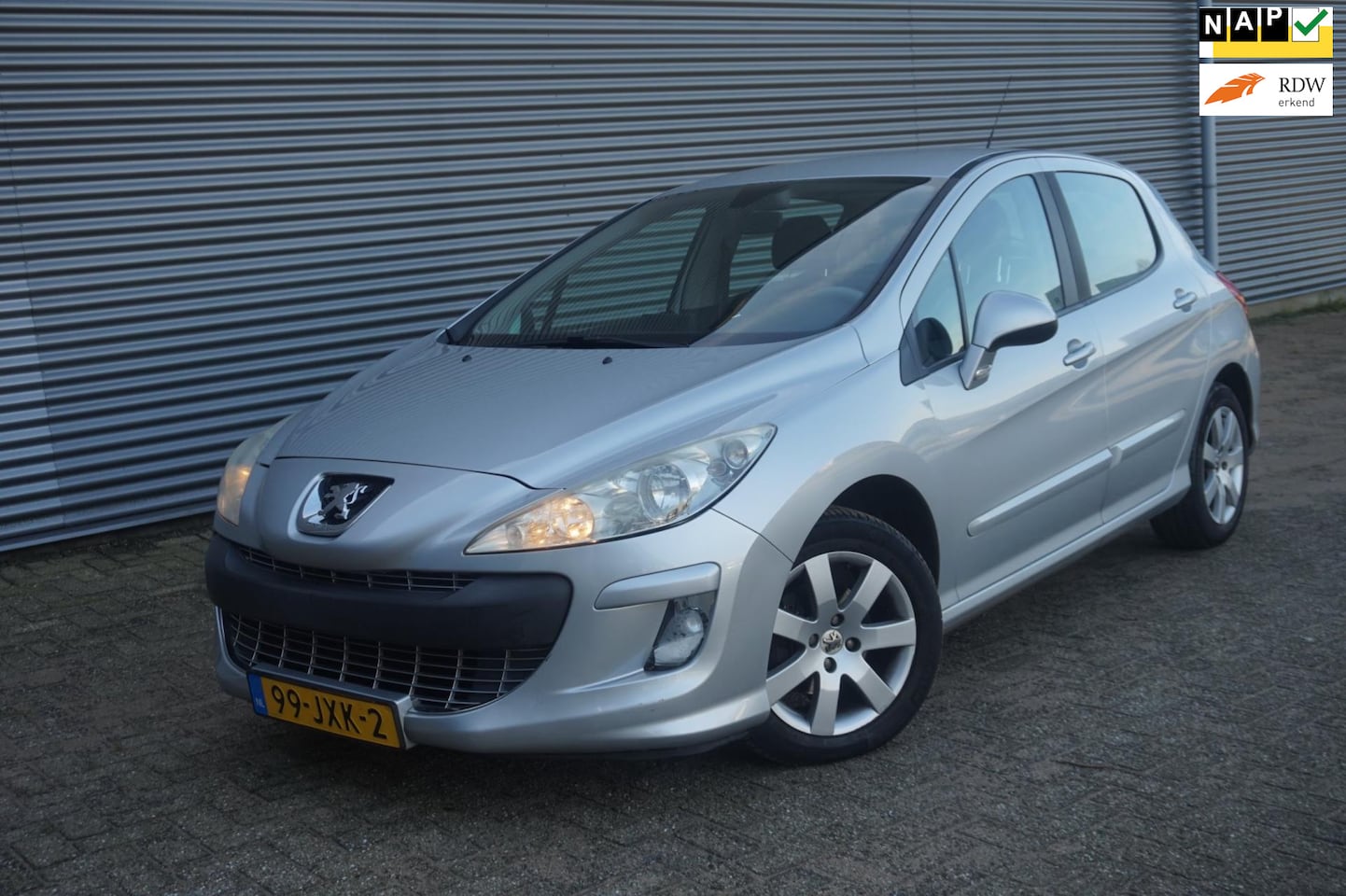 Peugeot 308 - 1.6 VTi Style AUTOMAAT Cruise Nieuwe apk - AutoWereld.nl