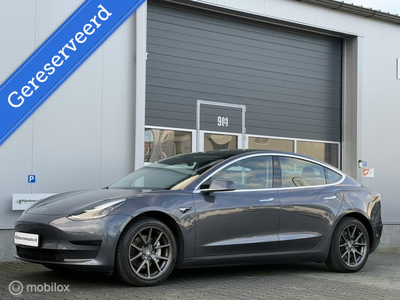 Tesla Model 3 - Standard Range 60 kWh - trekhaak - incl. BTW - AutoWereld.nl