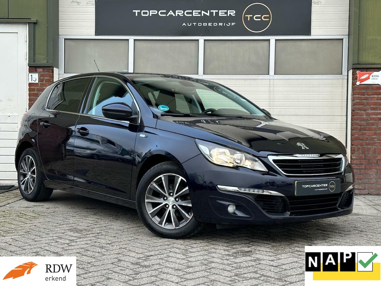 Peugeot 308 - 1.2 PureTech Style/PANO/PARKS/CRUISE/NAVI/APK/NAP - AutoWereld.nl