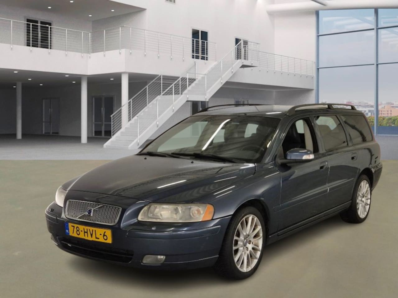 Volvo V70 - 2.4 D5/AUTOMAAT/VELGEN - AutoWereld.nl