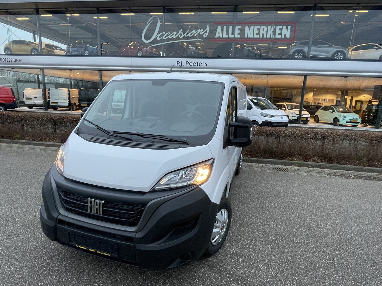 Fiat Ducato - 30 2.2 MultiJet L1H1 uit voorraad leverbaar - PDC - achteruitrij camera - trekhaak - parke - AutoWereld.nl