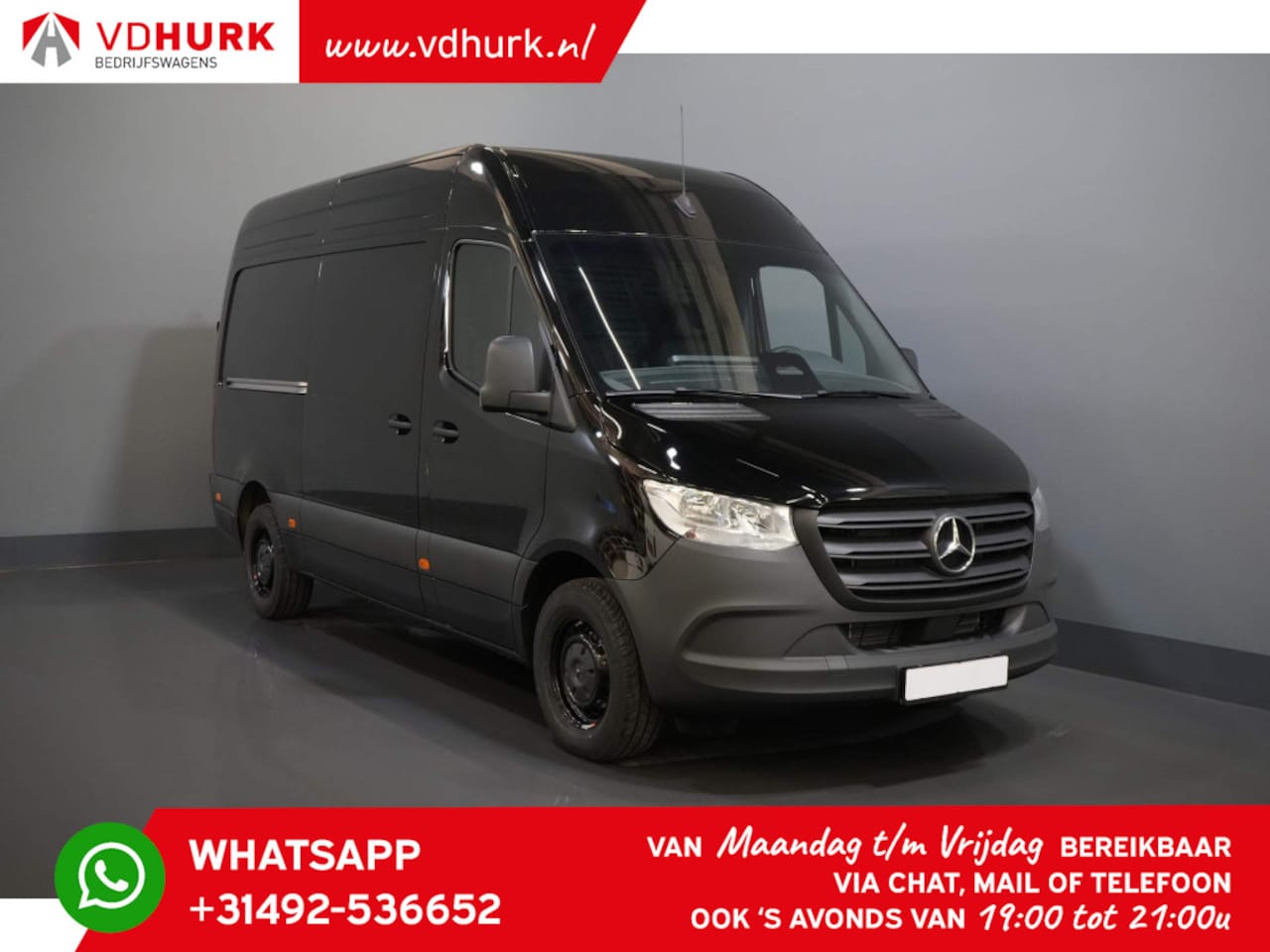 Mercedes-Benz Sprinter - 317 CDI Aut. L2H2 Facelift/ 3.5t Trekverm./ Betimmerd/ Camera/ Cruise/Trekhaak/ Opstap/ Ge - AutoWereld.nl