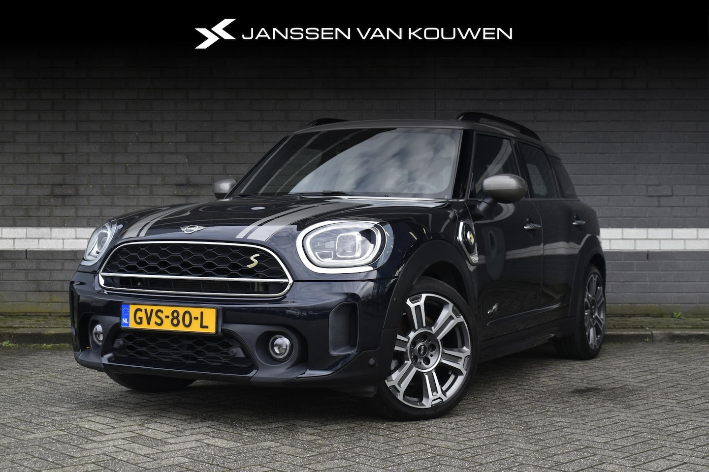 MINI Countryman - Mini 2.0 Cooper S E ALL4 Classic / PHEV / Stoelverwarming / Navi / 19 " LMV - AutoWereld.nl