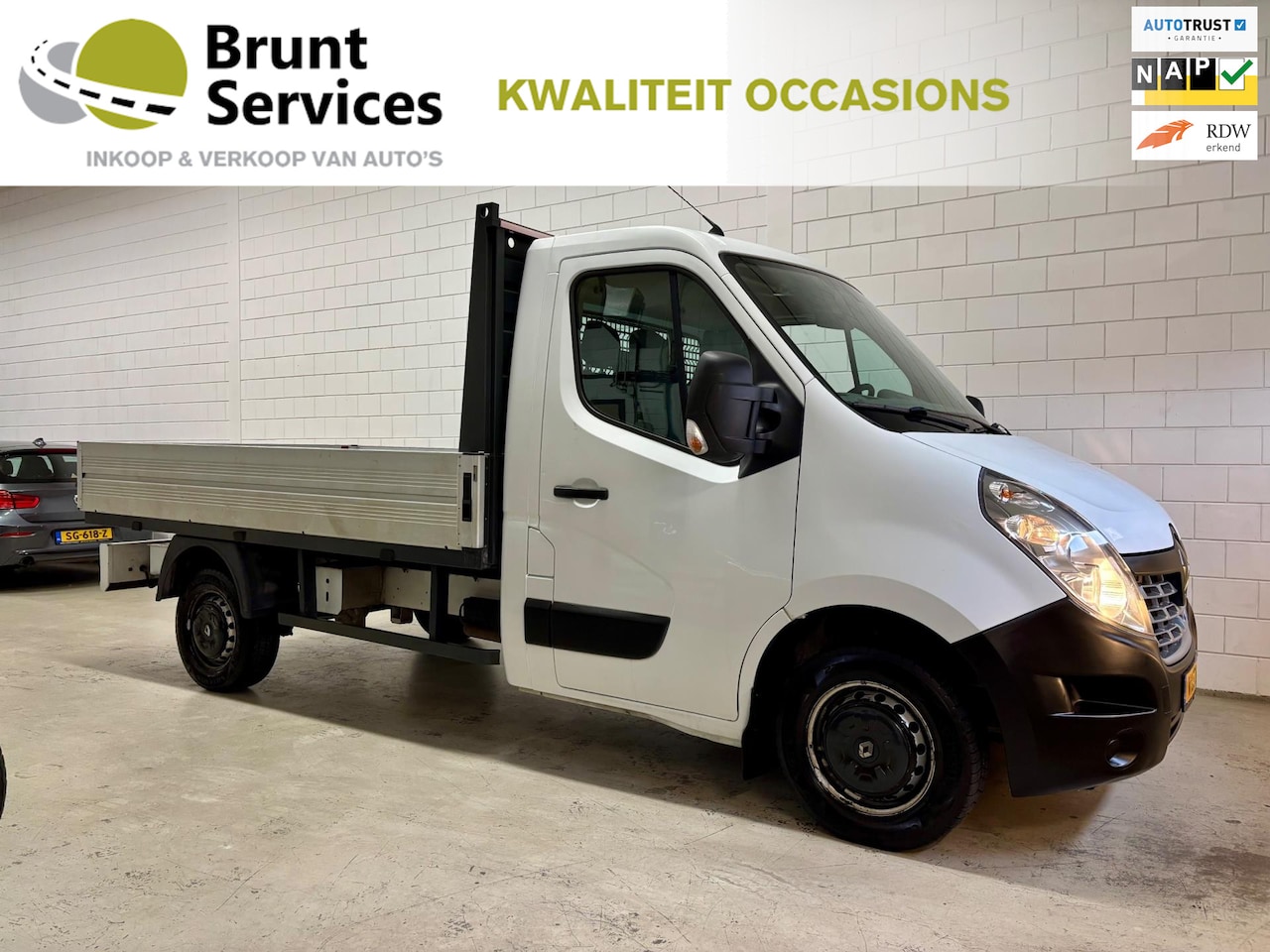 Renault Master - T35 2.3 dCi L2H2 Stop & Start Bj.17|EURO6|Pickup|Navi|Onderhouden !! - AutoWereld.nl