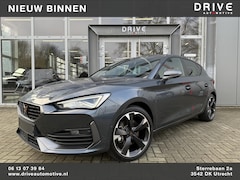 CUPRA Leon - 1.4 e-Hybrid Business 204 PK|Led|Stoel-Stuur Verwarming|Carplay|Sfeerverlichting|Fabrieksg