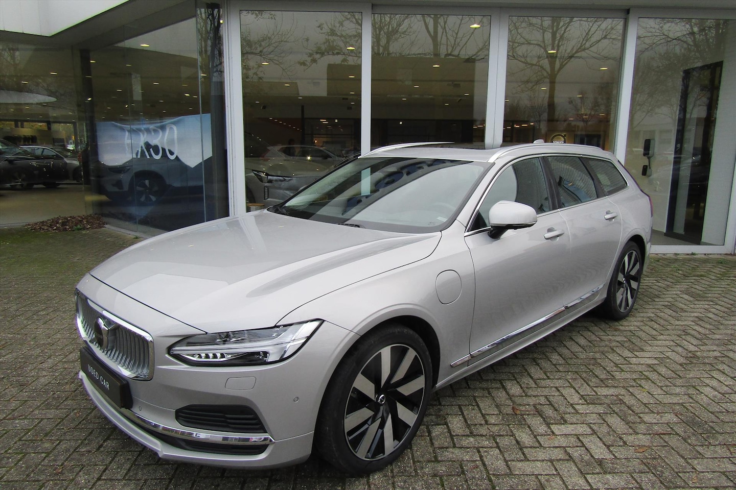 Volvo V90 - T6 360 PK PLUG-HYBRID AUT. ULTIMATE BRIGHT FULL OPTIONS!! - AutoWereld.nl