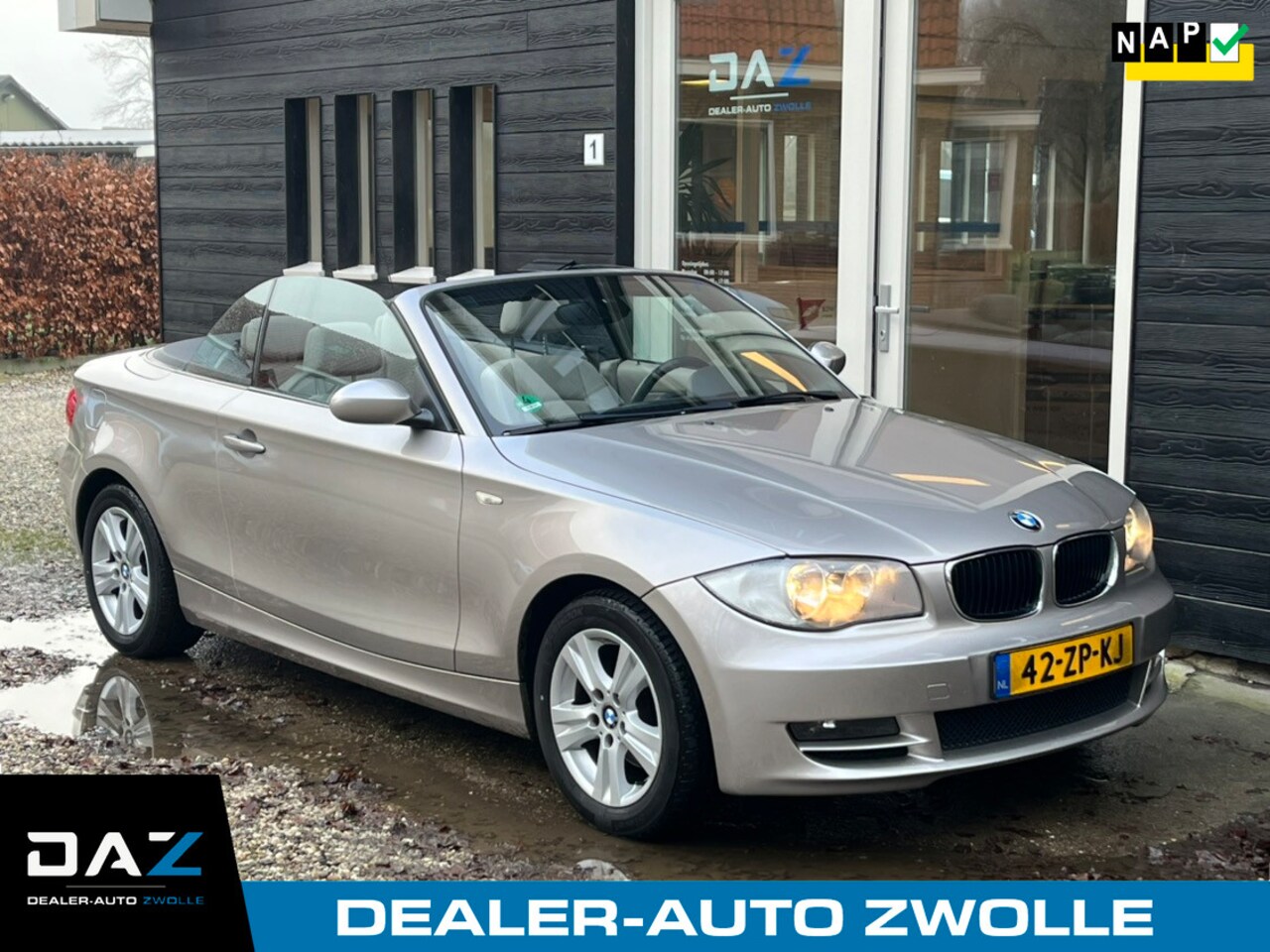 BMW 1-serie Cabrio - 118i High Executive Aut/Ecc/Leer/Lm/Youngtimer! - AutoWereld.nl