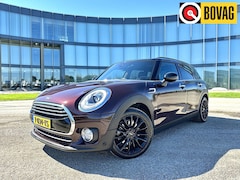 MINI Clubman - 1.5 Cooper Business Edition Navi, Leder, Panoramadak, LED, Stoelverw, Vooruitverw, CarPlay