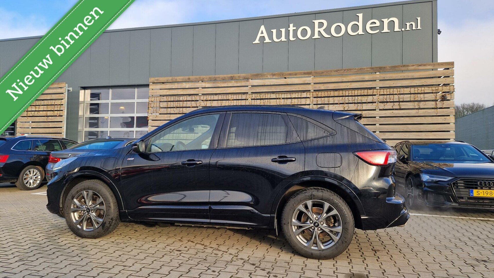 Ford Kuga - 2.5 PHEV Hybrid ST-Line Automaat|Navi|Clima|Cruise - AutoWereld.nl