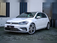 Volkswagen Golf - 1.5 TSI R-Line 150PK PANO / NAVI / KEYLESS