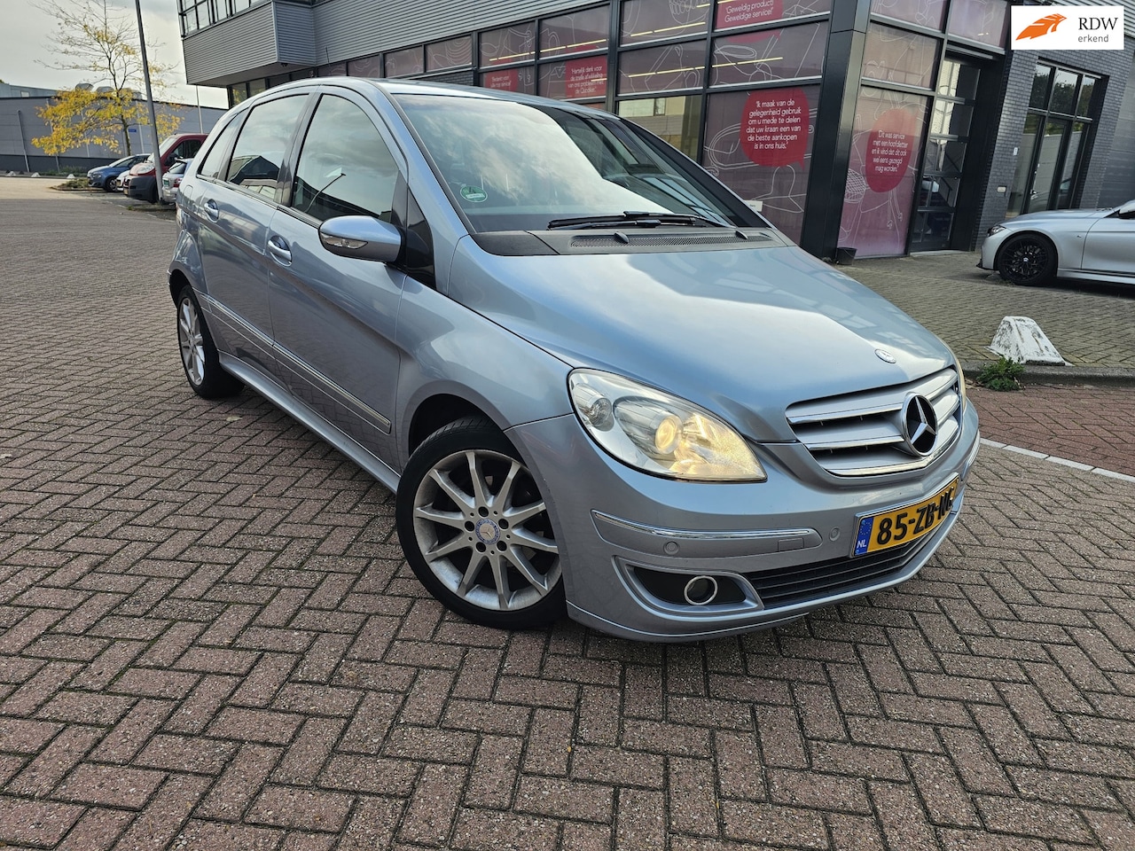 Mercedes-Benz B-klasse - 170 AUTOMAAT HALF LEERK Volledig onderhouden - AutoWereld.nl