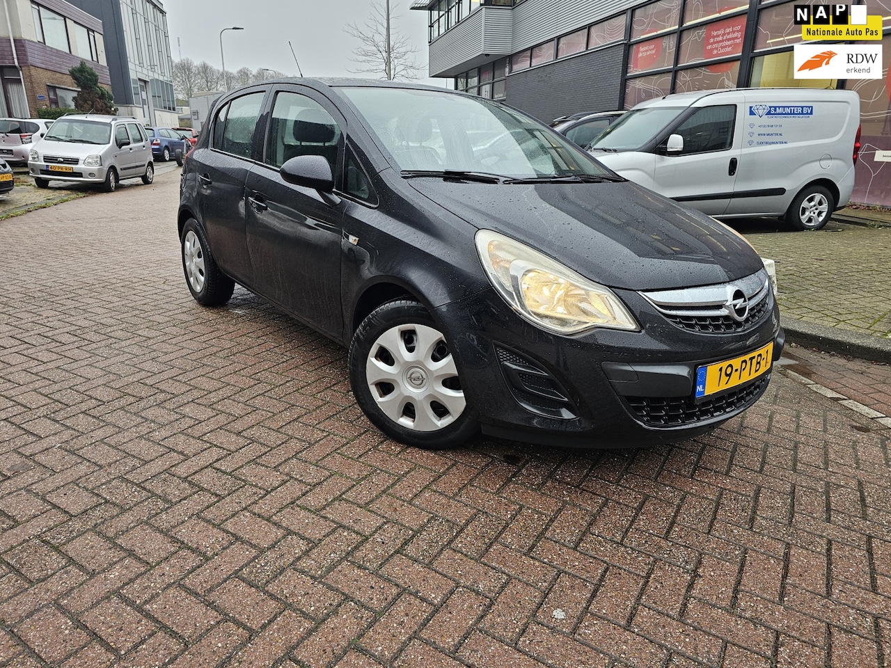 Opel Corsa - 1.2-16V Edition AIRCO 5 Dr APK 2025 - AutoWereld.nl