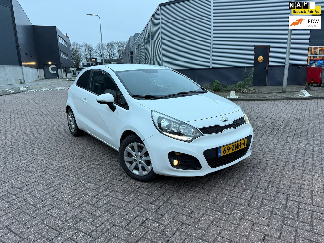 Kia Rio - 1.2 CVVT Plus Pack AIRCO NAP LED NEW APK - AutoWereld.nl